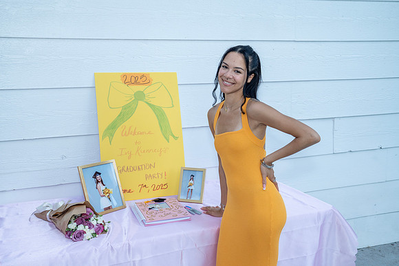 Ivy's Graduation Party __0577