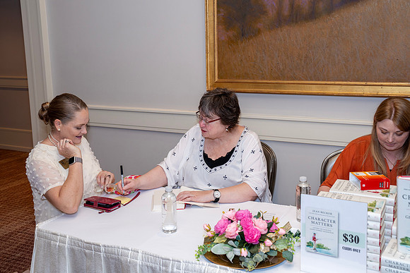 Books & Brunch__0213