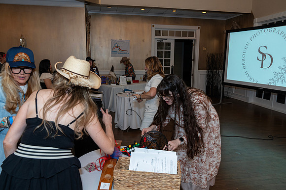 6th Annual Redeo Bingo __0241