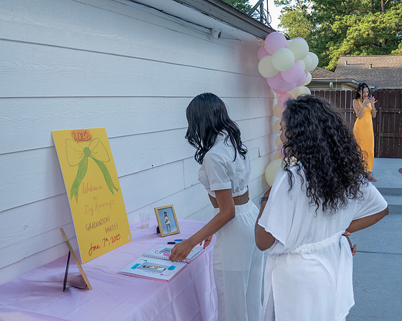 Ivy's Graduation Party __0262