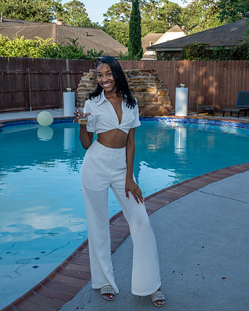 Ivy's Graduation Party __0548